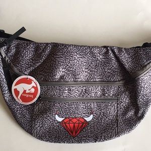 Saqpaq Bulls Dual-Zip Sling Bag Fanny Pack